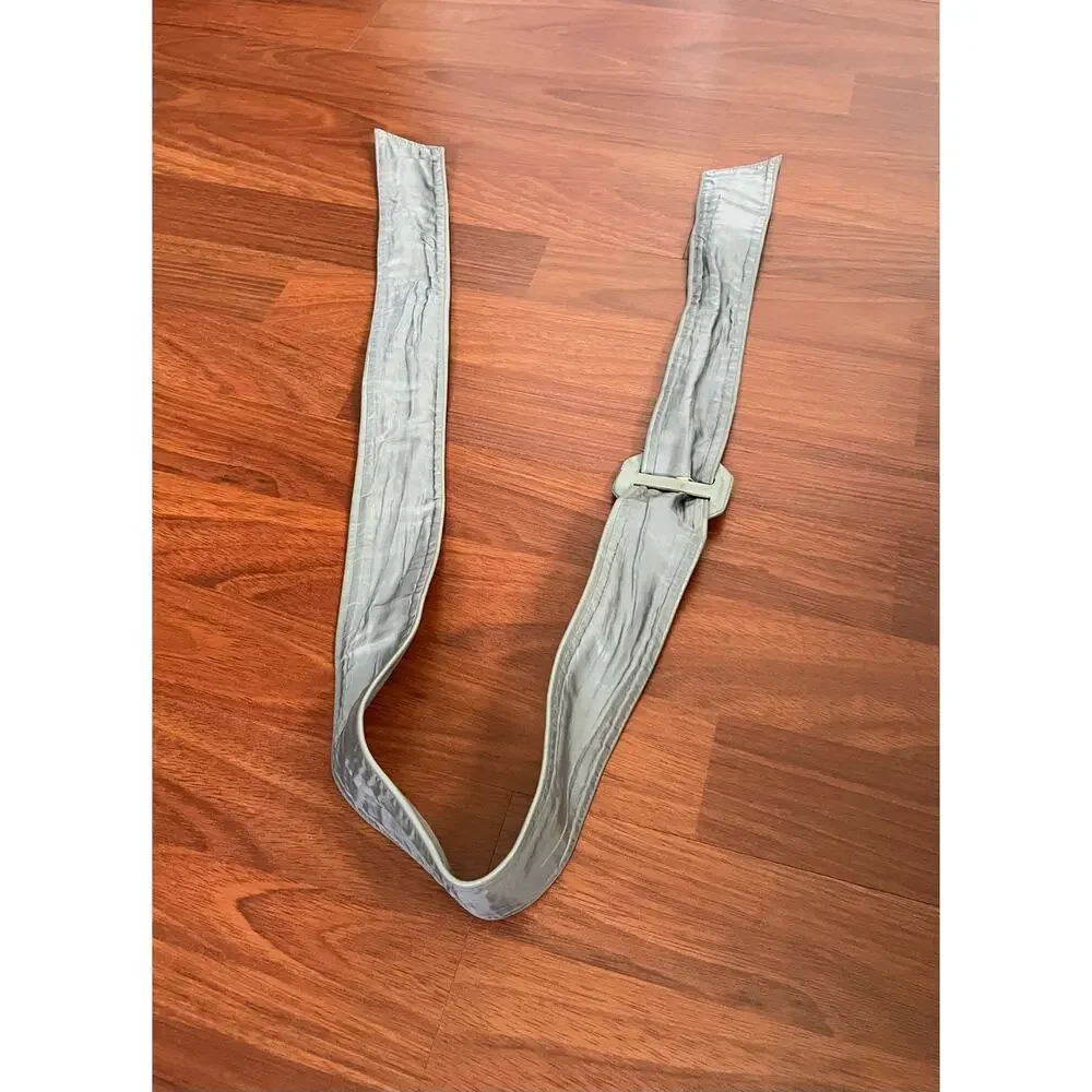 Calderon Gray Leather Wrap Belt Womens Sculpted Buckle